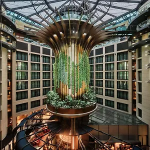 https://radisson-blu.find-berlin-hotels.com